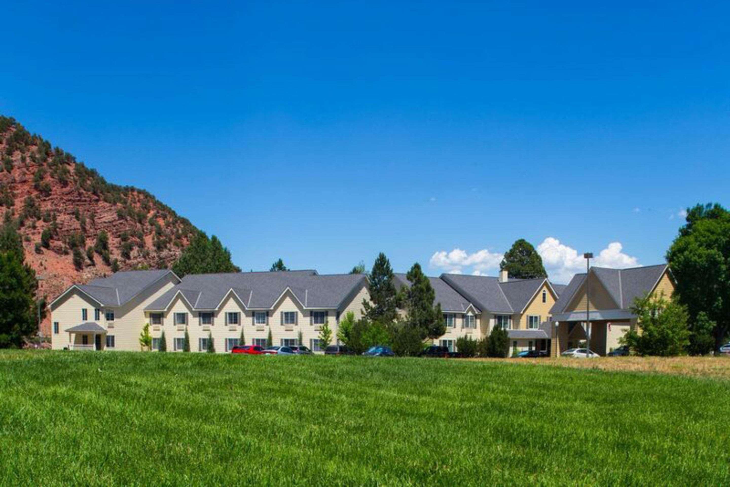Comfort Inn & Suites Carbondale On The Roaring Fork מראה חיצוני תמונה