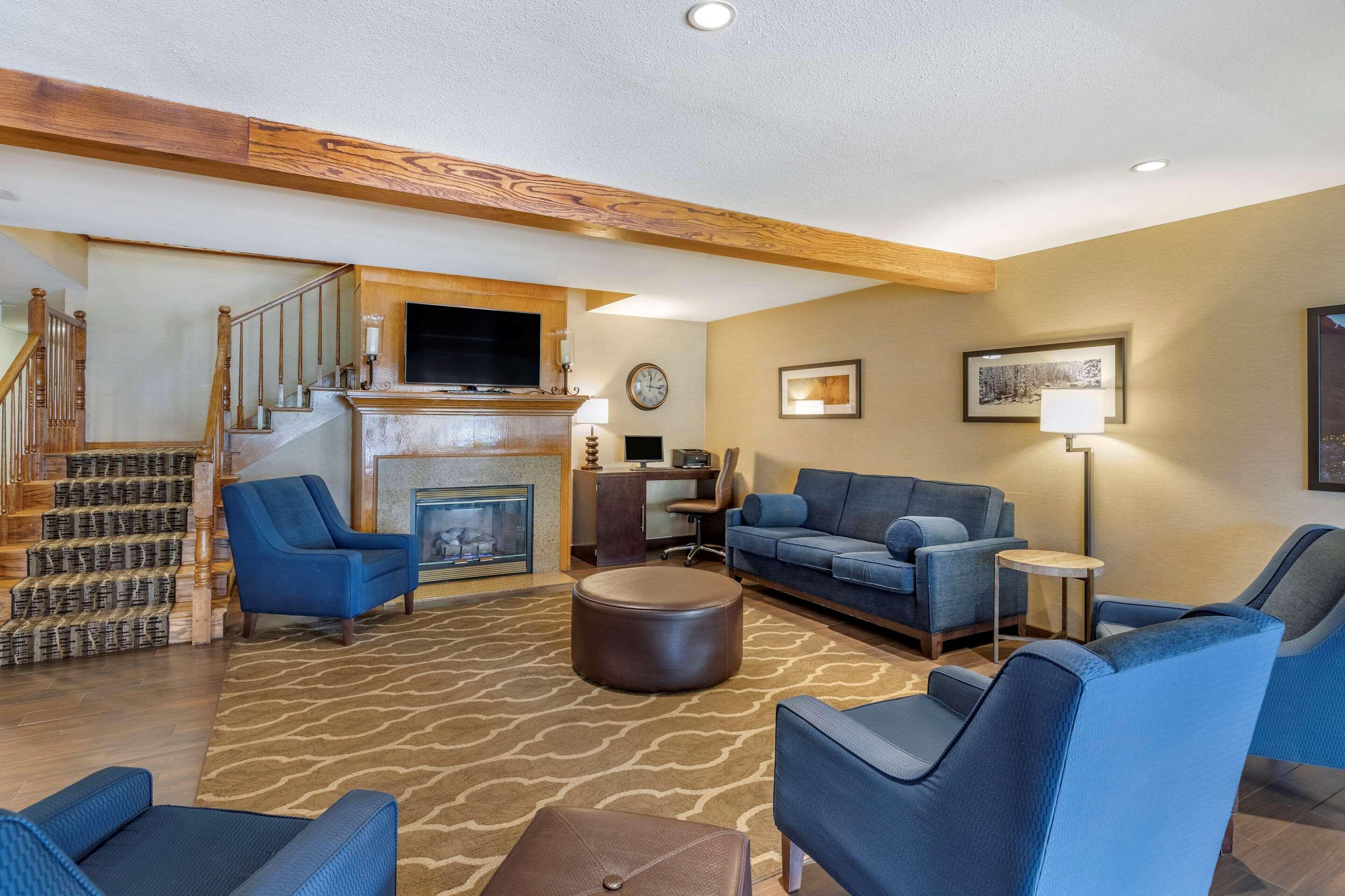 Comfort Inn & Suites Carbondale On The Roaring Fork מראה חיצוני תמונה